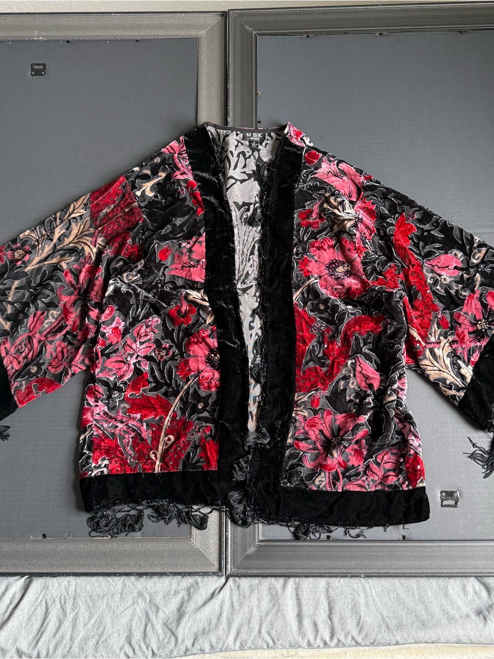 MSK Velvet Floral Open Kimono Jacket - Black & Red